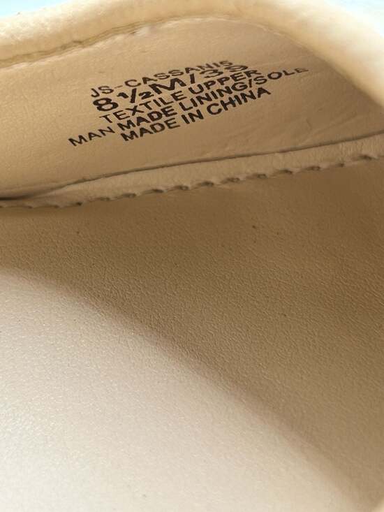 Jessica Simpson Cassanis Daisy Embroidered Straw Pointed-Toe Pumps - Picture 6 of 6